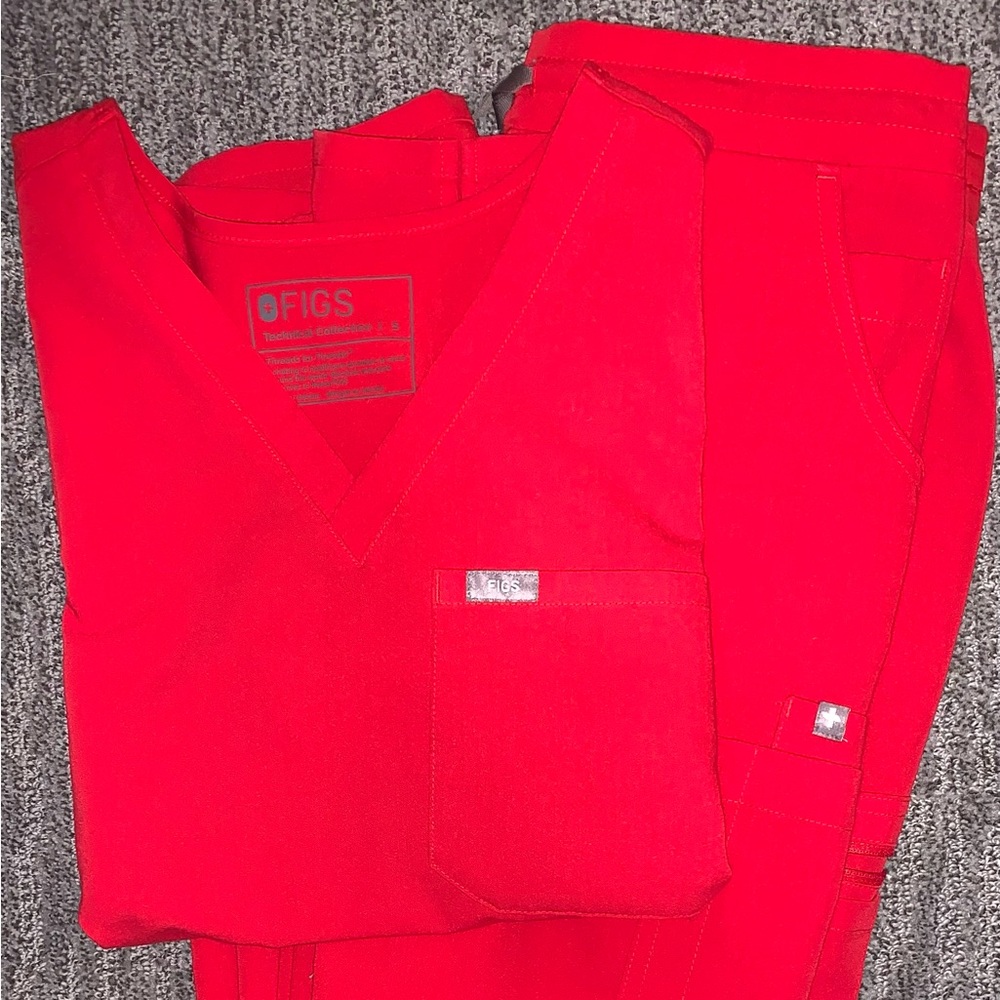 Figs Pop Red Set